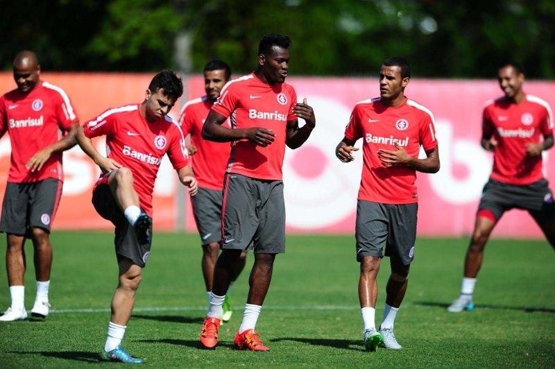 T&eacute;cnico do Inter aguarda rea&ccedil;&atilde;o dos atletas para definir escala&ccedil;&atilde;o contra o Cruzeiro