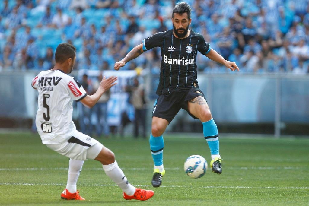 Douglas deve acertar a prorroga&ccedil;&atilde;o do contrato por mais uma temporada