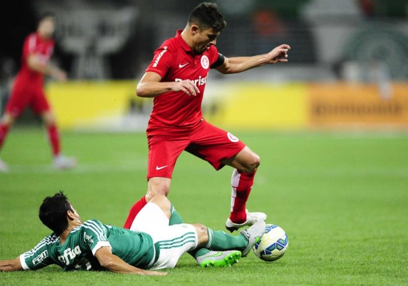 Alex deve encarar o Cruzeiro domingo