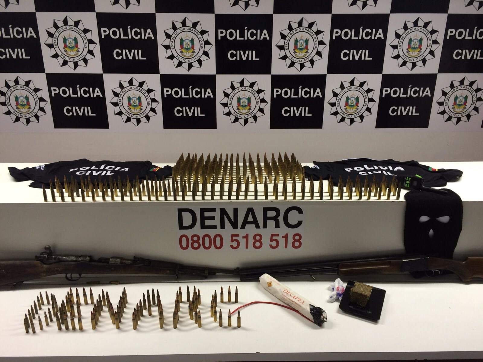 Armamento estava em uma casa em Viam&atilde;o