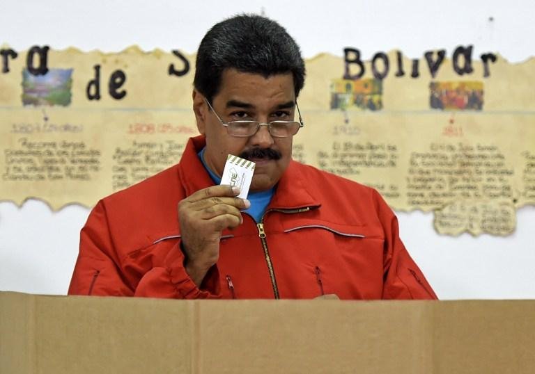 Maduro convoca militantes do chavismo para debater rev&eacute;s eleitoral