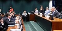 Reunião do Conselho de Ética que avalia parecer sobre Cunha já passa de 2 horas