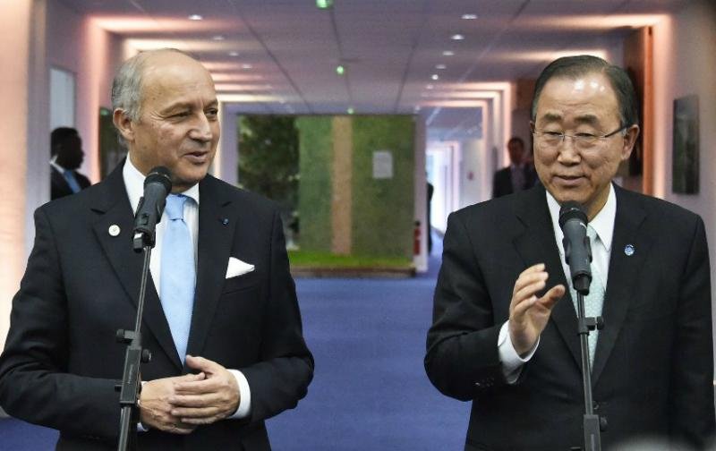 Chanceler franc&ecirc;s, Laurent Fabius, durante declara&ccedil;&otilde;es ao lado do secret&aacute;rio-geral da ONU, Ban Ki-moon