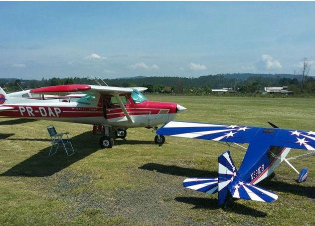 Aeroclube de Montenegro realiza shows de aeromodelismo com entrada franca