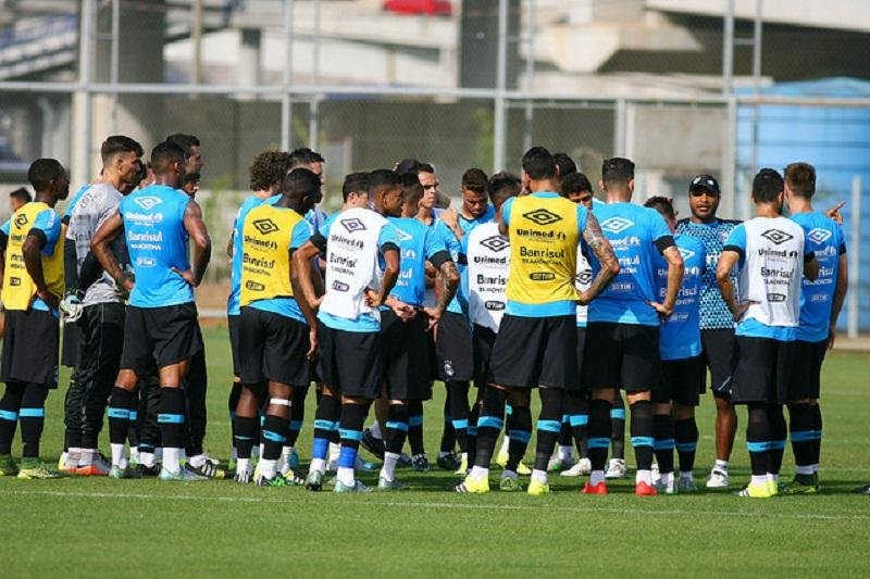 Gr&ecirc;mio est&aacute; &agrave; espera dos crit&eacute;rios para fase de grupos