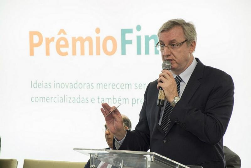 Casa do ministro de Ci&ecirc;ncia e Tecnologia, Celso Pansera, tamb&eacute;m &eacute; alvo de opera&ccedil;&atilde;o