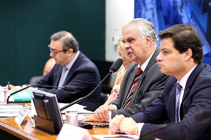 Pedido de vistas de processo contra Cunha &eacute; rejeitado