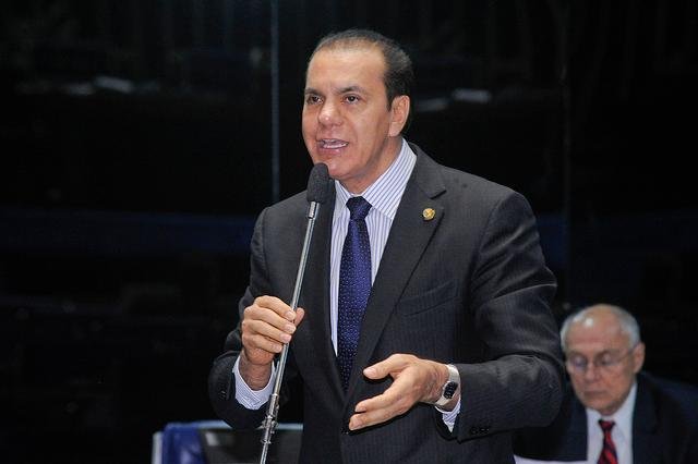 Senador do PSDB &eacute; relator do caso Delc&iacute;dio no Conselho de &Eacute;tica
