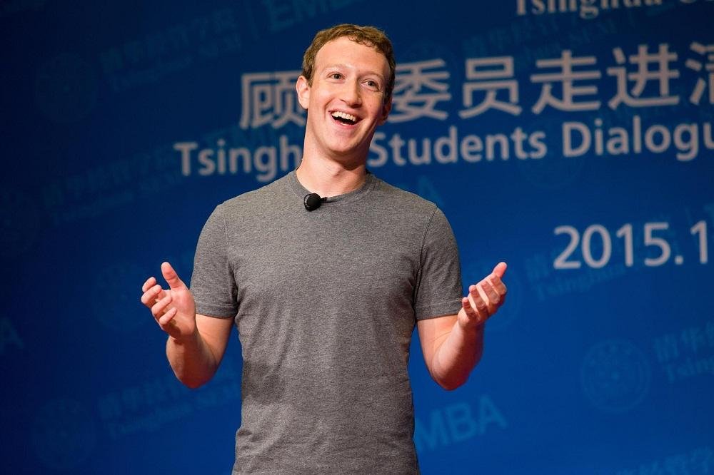 Criador do Facebook agradeceu ajuda dos brasileiros para resolver problema