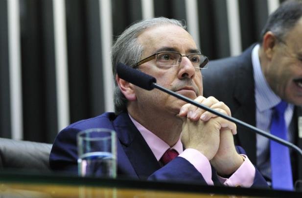 Pap&eacute;is revelaram que presidente da C&acirc;mara mantinha contas com valor total de R$ 9,3 milh&otilde;es