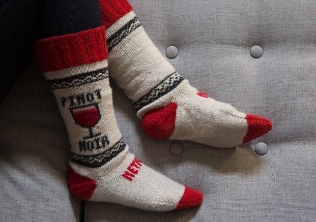 "Netflix Socks" promete acabar com os problemas de quem dorme vendo filmes e s&eacute;ries