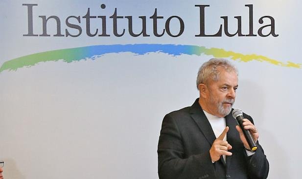 Bumlai teria intermediado convite de empres&aacute;rio de Angola e Lula