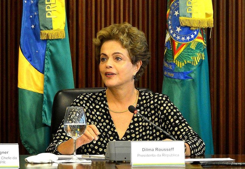 Dilma promete redu&ccedil;&atilde;o da infla&ccedil;&atilde;o em 2016