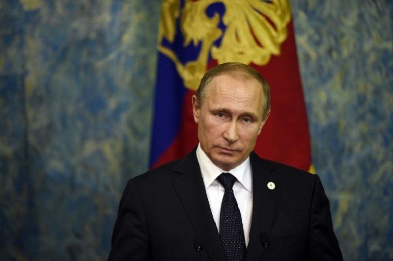 Ucr&acirc;nia suspende acordo de com&eacute;rcio com a R&uacute;ssia