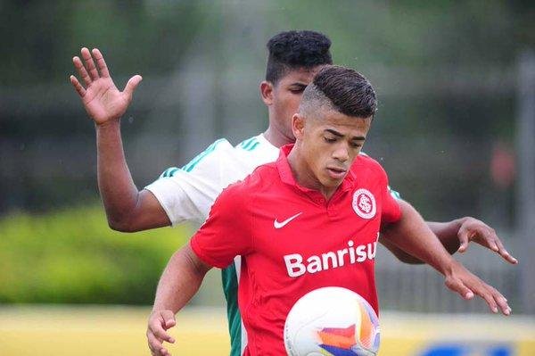 Equipe ga&uacute;cha teve vit&oacute;ria com maior diferen&ccedil;a de placar da primeira rodada da competi&ccedil;&atilde;o