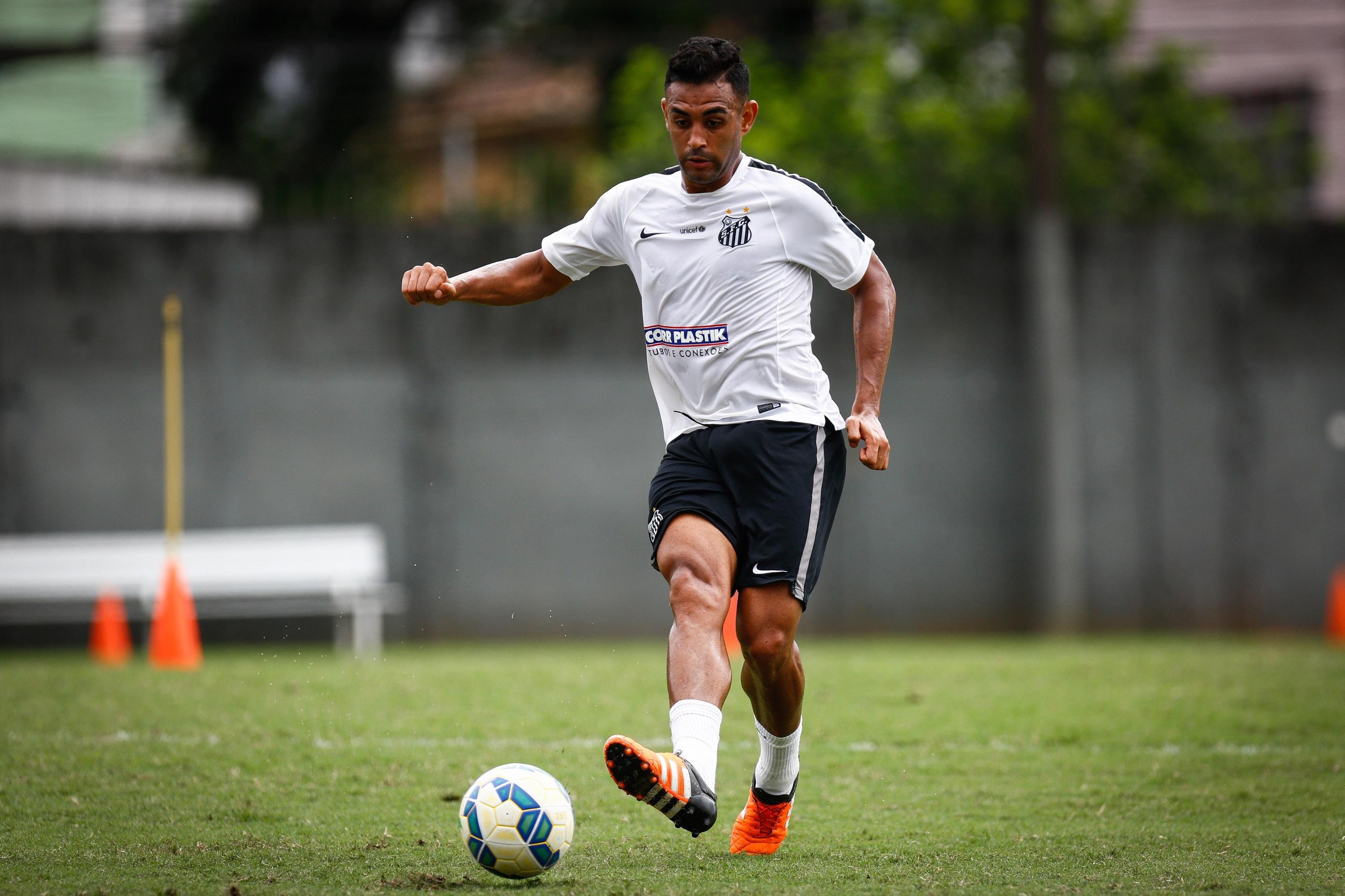 Werley volta, mas n&atilde;o deve ser aproveitado no Gr&ecirc;mio
