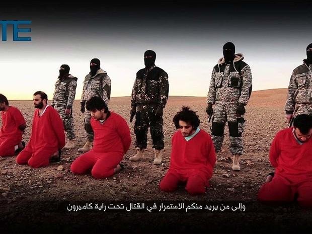 Estado Isl&acirc;mico difunde v&iacute;deo com execu&ccedil;&otilde;es e amea&ccedil;a o Reino Unido