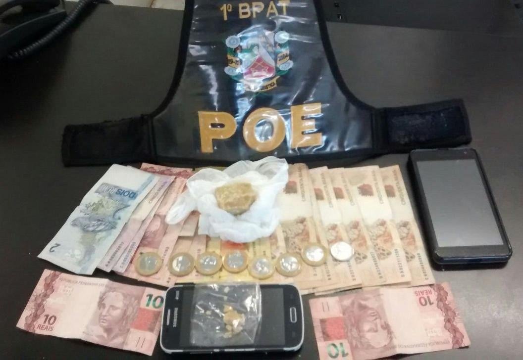 Opera&ccedil;&atilde;o encontrou dinheiro e drogas com o homem