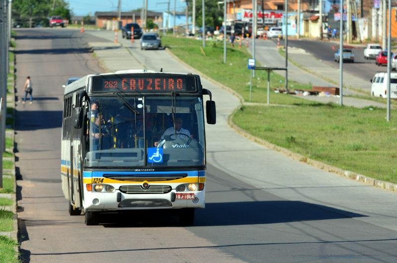&Ocirc;nibus circulam normalmente pela Vila Cruzeiro
