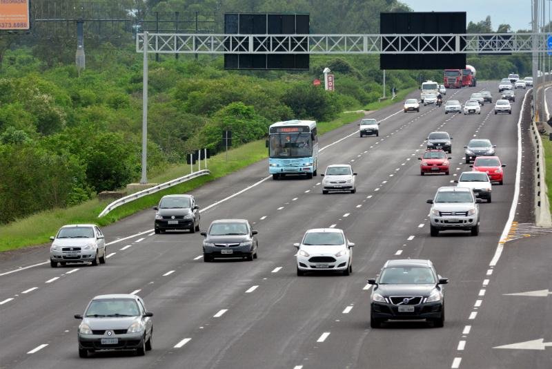 Ano Novo tem queda de 25% em acidentes na freeway