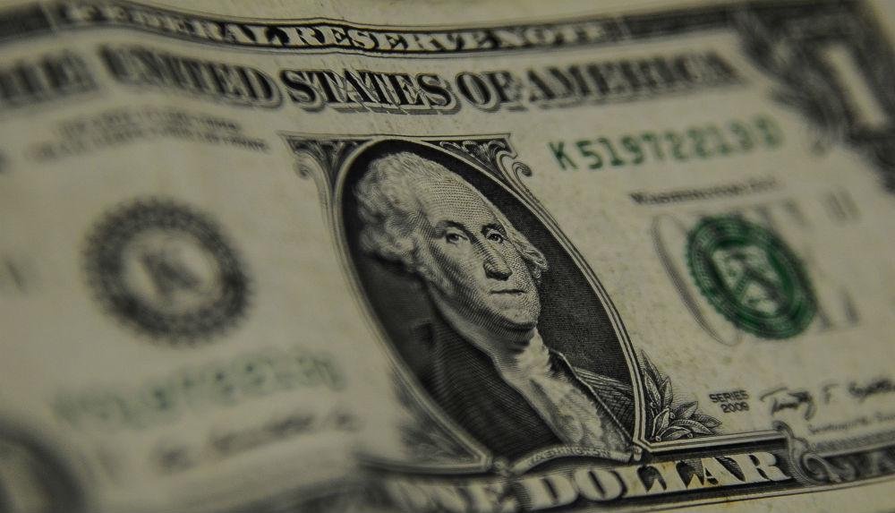 Nesta quinta-feira, moeda americana fechou a sess&atilde;o vendida a R$ 4,052