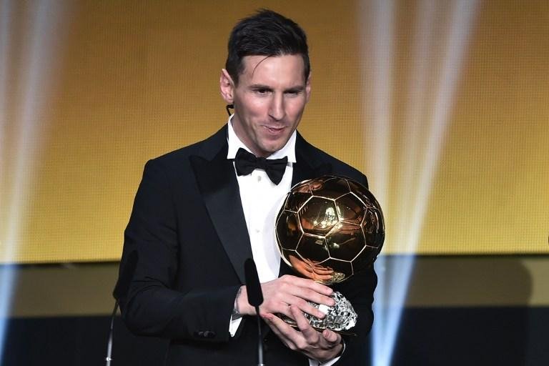Messi &eacute; eleito o melhor do mundo pela quinta vez