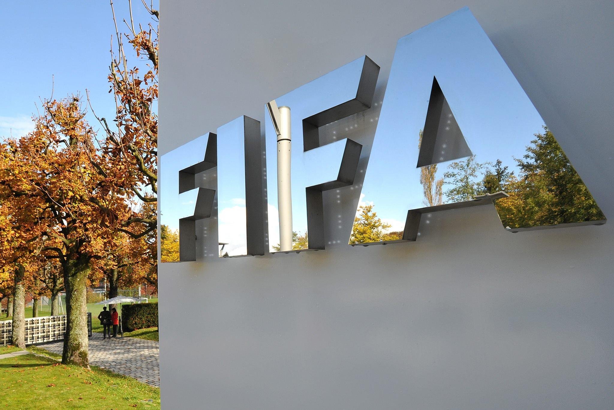 Debate entre candidatos &agrave; presid&ecirc;ncia da Fifa &eacute; cancelado