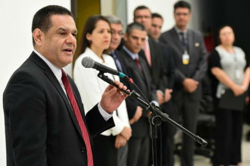 Atidor da Cruz foi investigado por envolvimento em um esc&acirc;ndalo de extra&ccedil;&atilde;o irregular de areia em Viam&atilde;o 