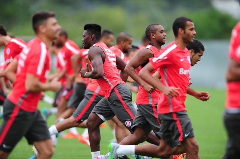 Ernando acredita em bom desempenho do Inter diante do Leverkusen