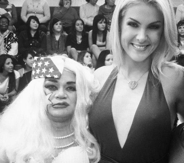 Ana Hickmann se emociona com morte de Shaolin