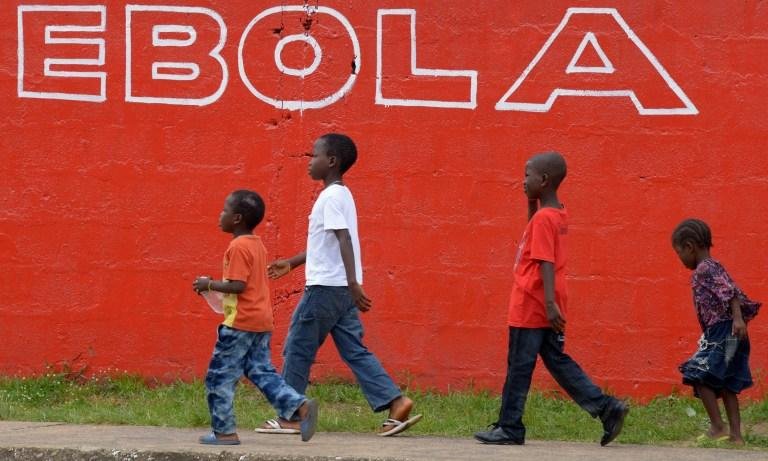 Mulher de 22 anos morreu v&iacute;tima de ebola em Serra Leoa