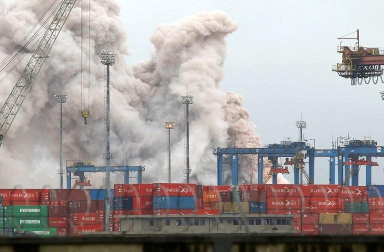 Trabalhos est&atilde;o concentrados na fase de rescaldo dos equipamentos ap&oacute;s inc&ecirc;ndio