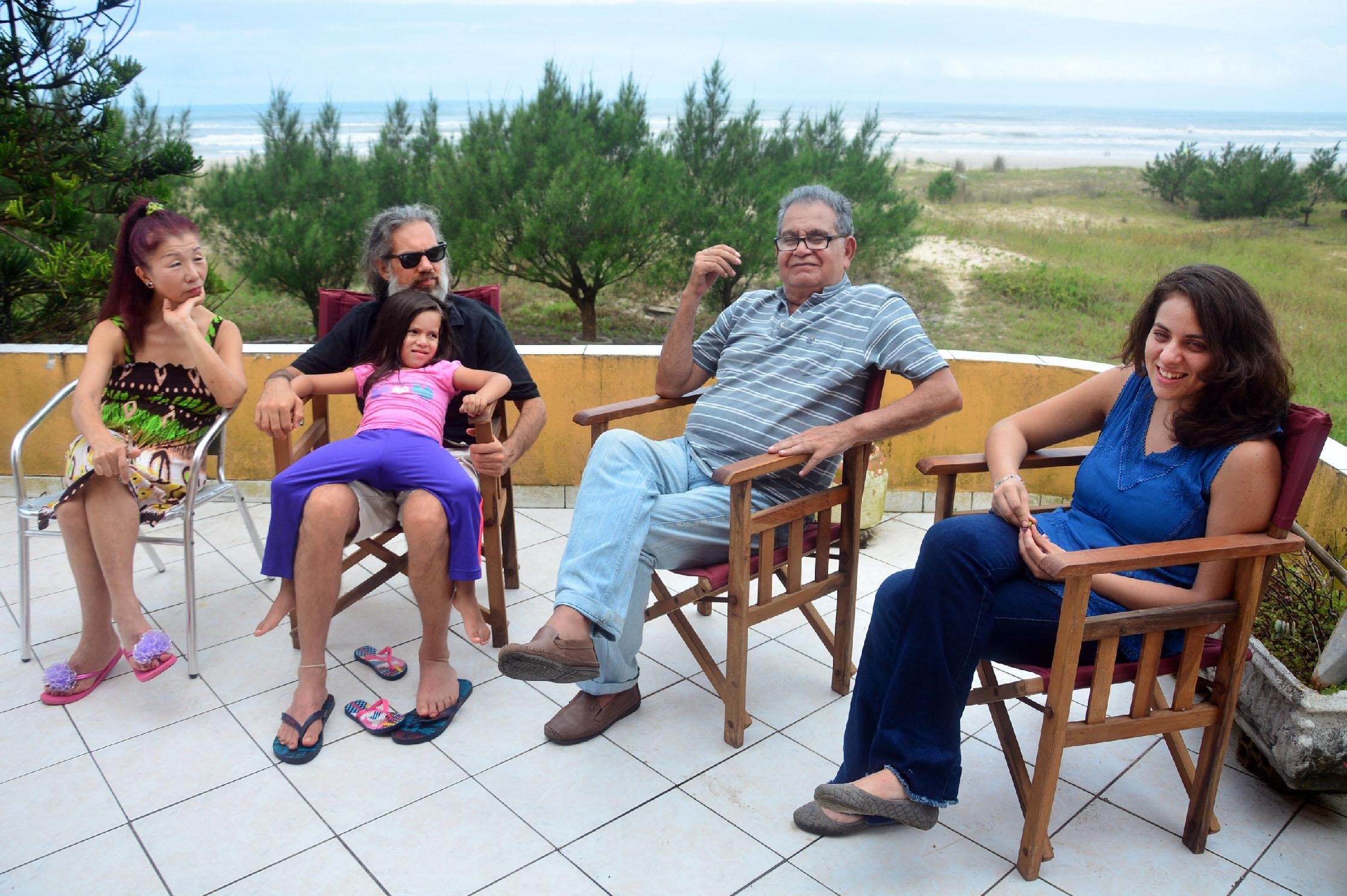 Jardim Ol&iacute;via atrai turistas do pa&iacute;s vizinho h&aacute; mais de 30 anos