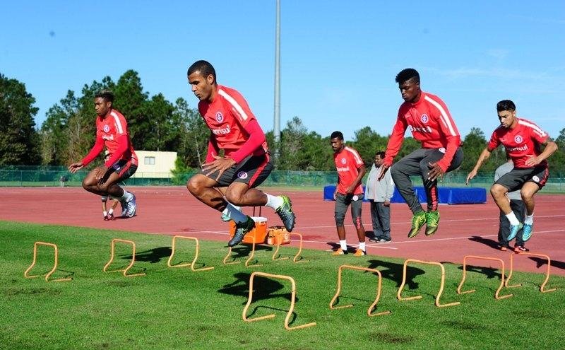 Ernando dever&aacute; ficar fora do jogo contra o Fluminense