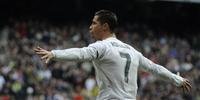 Cristiano Ronaldo marcou dois em jogo contra Sporting Gijón 