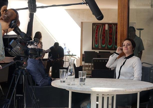 "Que Horas Ela Volta?" ter&aacute; exibi&ccedil;&atilde;o na sexta, com presen&ccedil;a da diretora Ana Muylaert e da ministra Tereza Campello