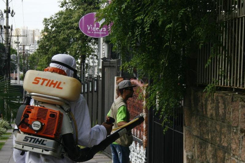 Dois novos casos de dengue motivam desinsetiza&ccedil;&otilde;es em Porto Alegre