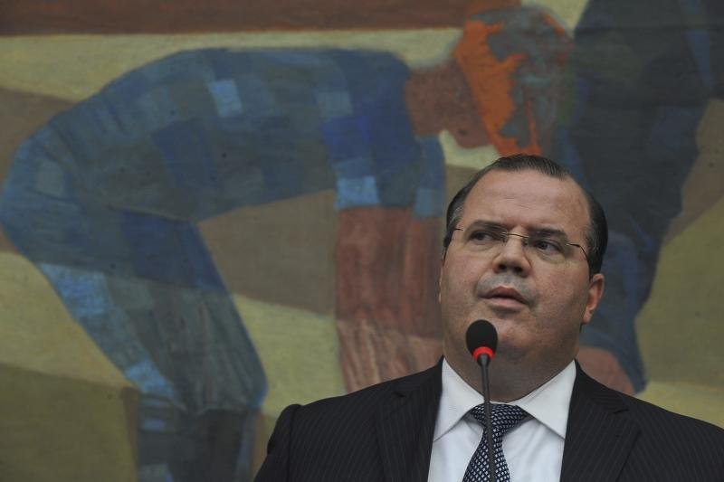 Tombini considera significativas revis&otilde;es do FMI para economia brasileira 