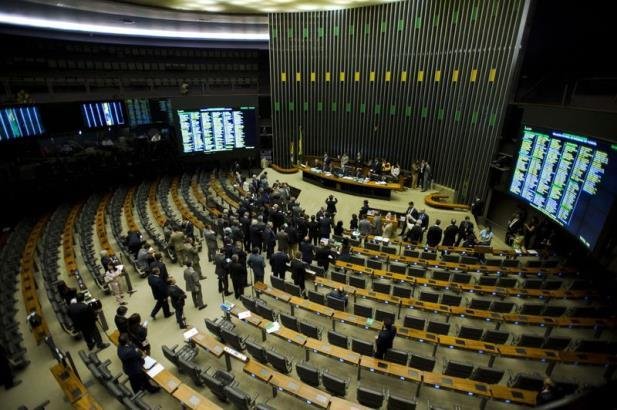 Liberados R$ 419 milh&otilde;es para aux&iacute;lio-moradia no Legislativo e Judici&aacute;rio