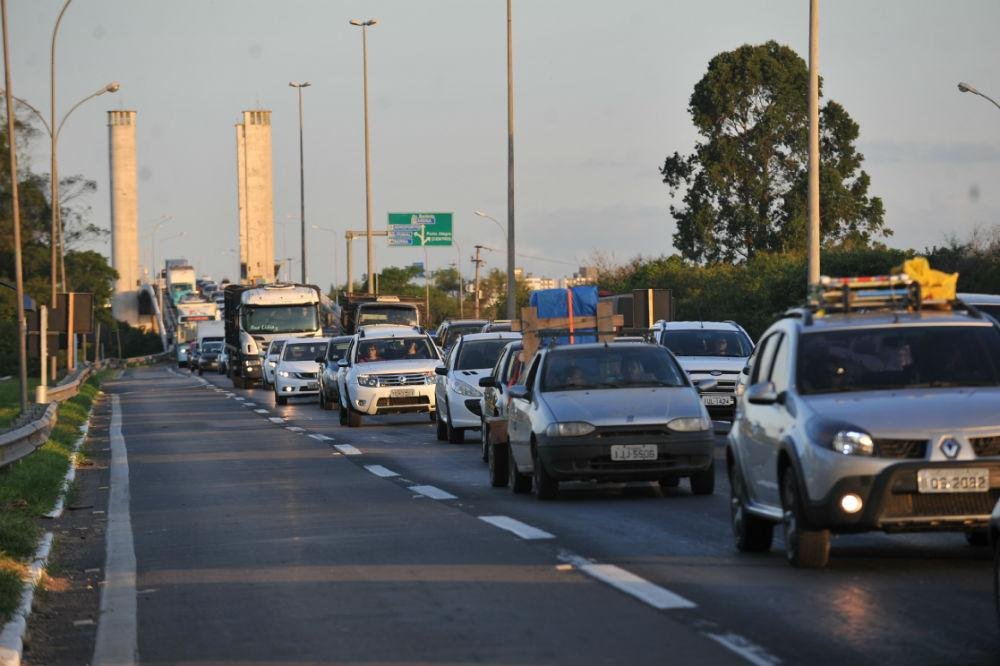 Manifesta&ccedil;&atilde;o causou grande congestionamento