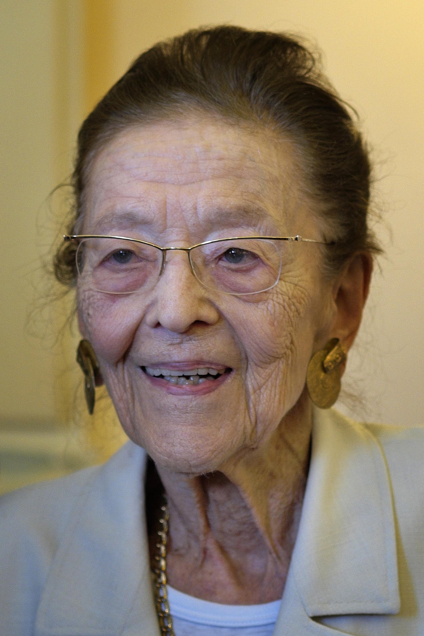 Escritora Edmonde Charles-Roux morre aos 95 anos 