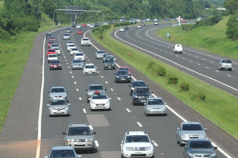 Opera&ccedil;&atilde;o papa fila e libera&ccedil;&atilde;o de faixa no retorno tentar&atilde;o prevenir congestionamentos