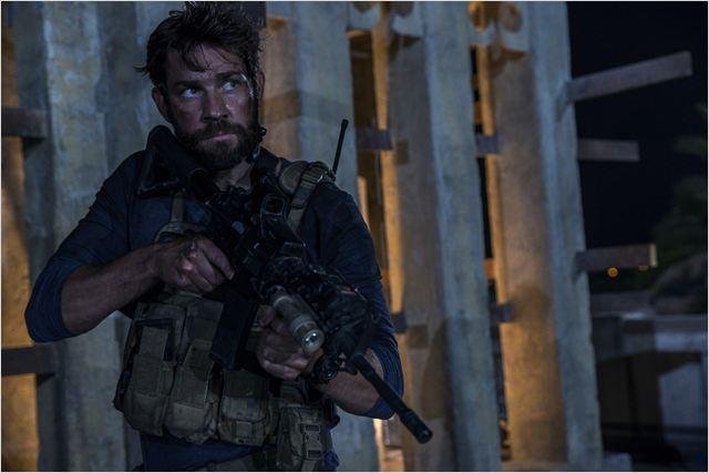 "13 Horas: Os Soldados Secretos de Benghazi" relembra ataque que matou embaixador americano na L&iacute;bia 