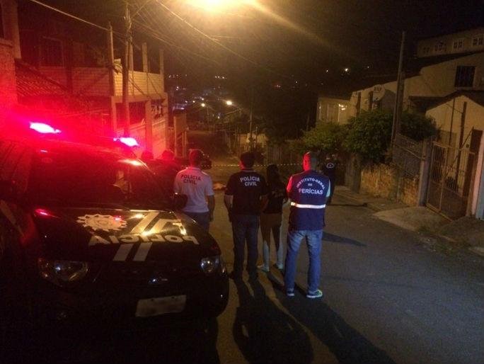 Pol&iacute;cia Civil atende ocorr&ecirc;ncia de homem morto a tiros na Vila Safira 