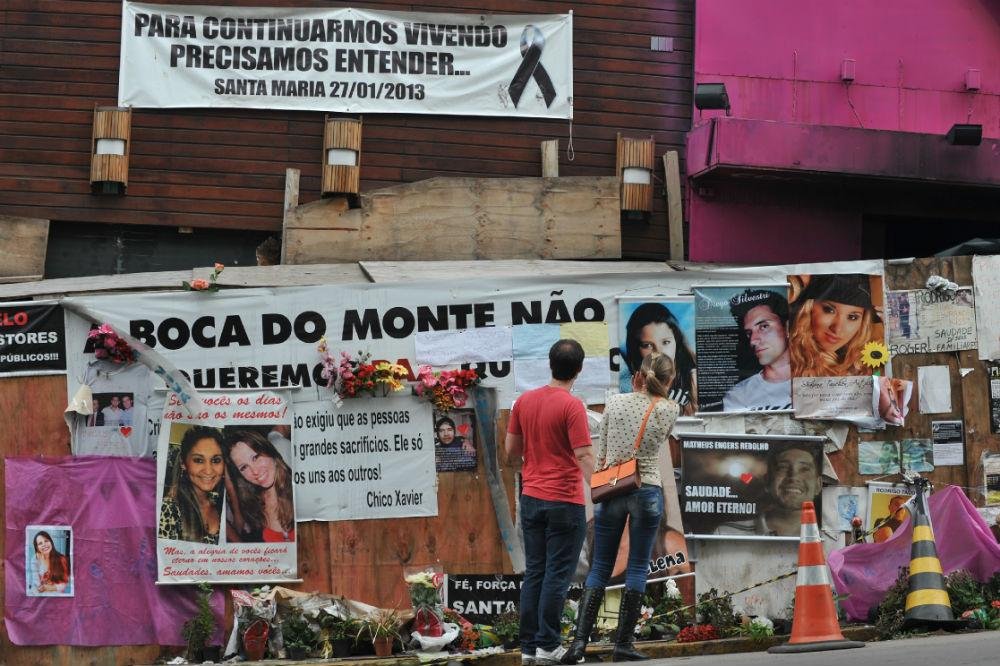 Aline Maia convive com sequelas causadas pela fuma&ccedil;a t&oacute;xica e est&aacute; entre as centenas de pessoas que buscam indeniza&ccedil;&atilde;o 