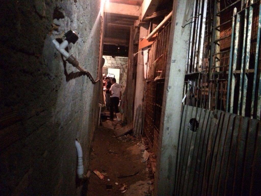Grupo armado invade casa e mata dois homens em Porto Alegre 