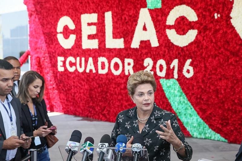 Dilma se recusa a responder se Lula &eacute; alvo da Lava Jato