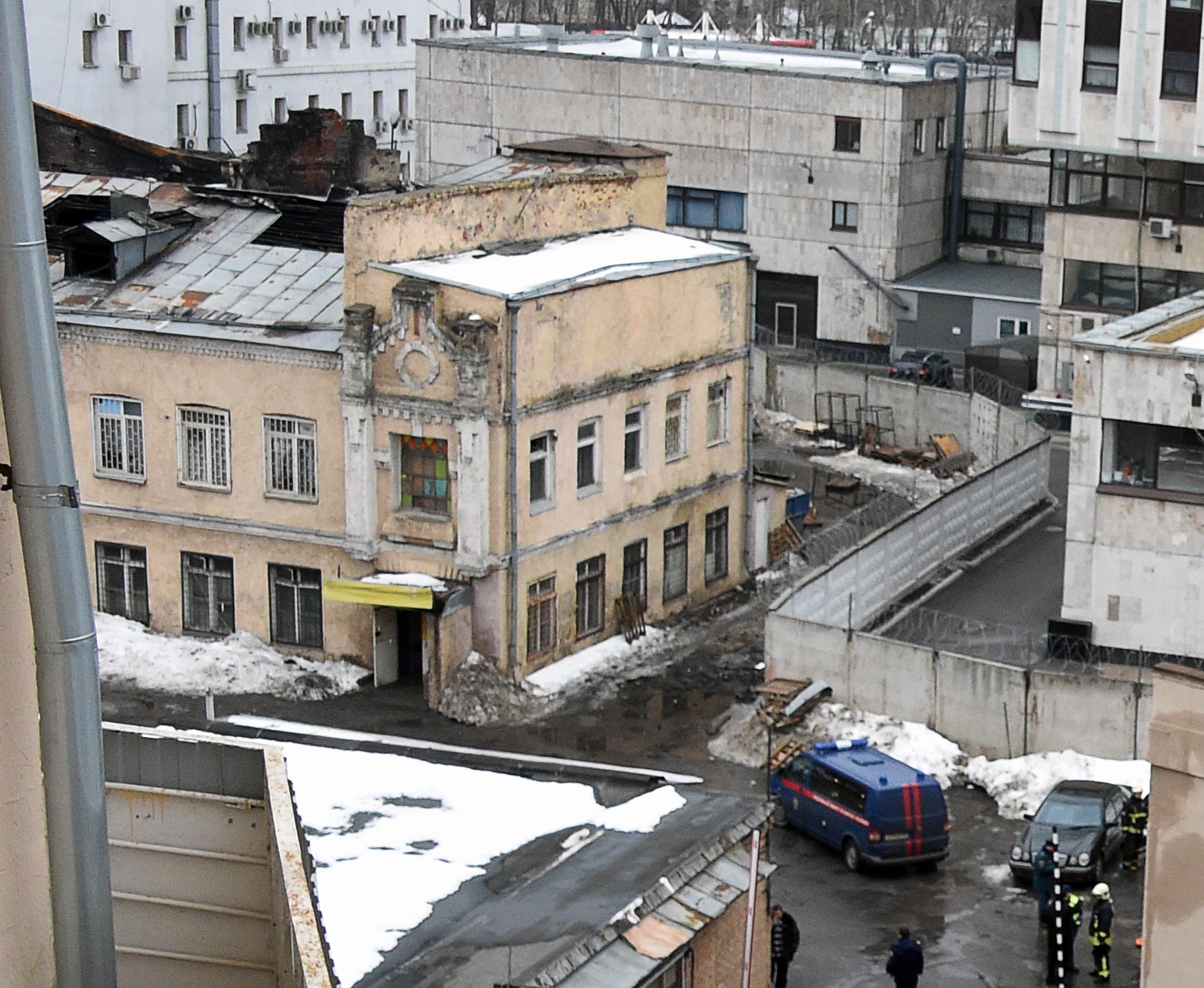 Inc&ecirc;ndio em f&aacute;brica da R&uacute;ssia deixa 12 mortos