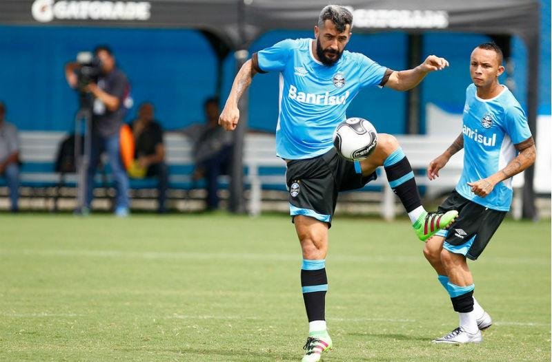 For&ccedil;a m&aacute;xima do Gr&ecirc;mio encara Brasil de Pelotas no Gauch&atilde;o 