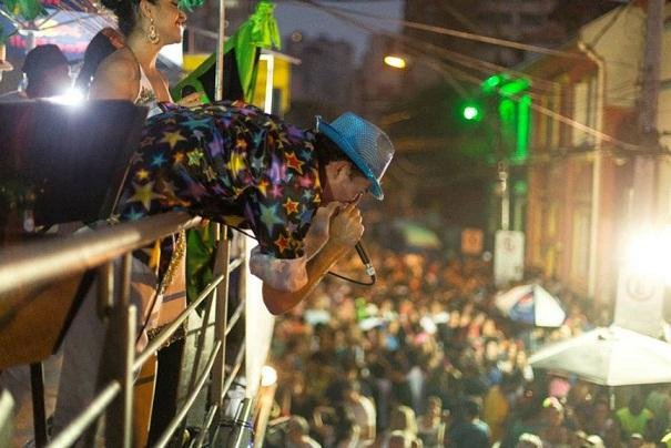 Bloco Maria do Bairro tamb&eacute;m teve desfile reagendado
